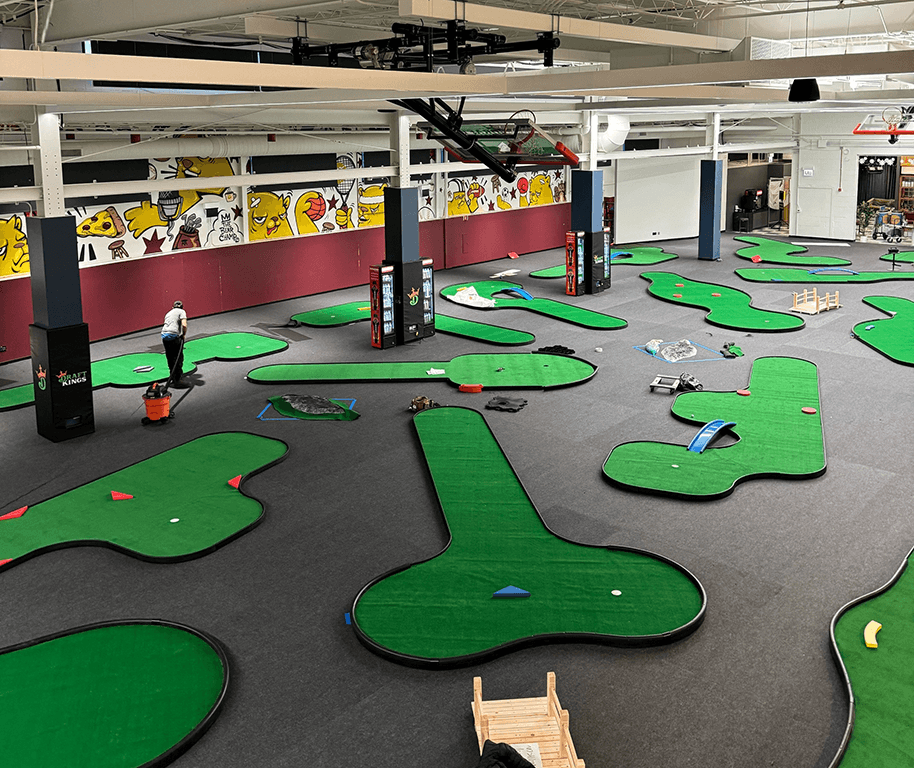 Mini Links Anywhere Links Junior Miniature Golf Course