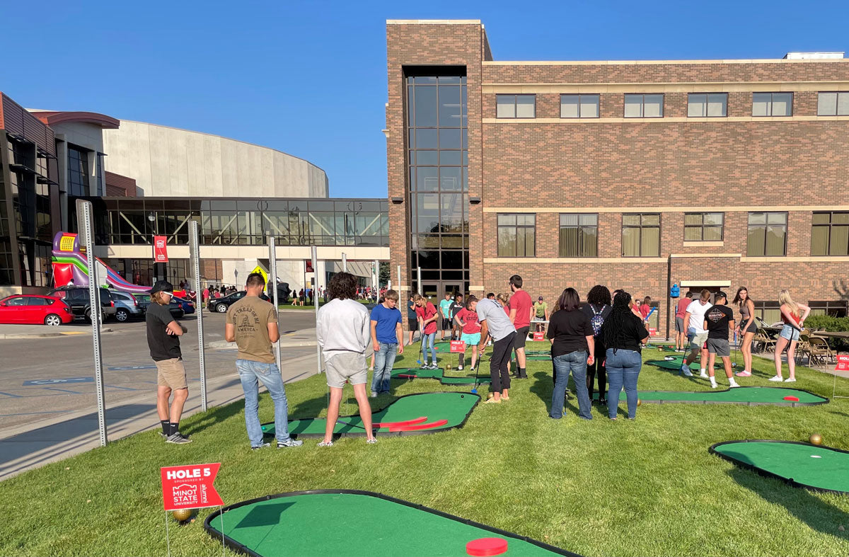 Mini Links 9 Hole Miniature Golf Course